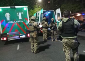 Una mujer se atrinchero y amenazó con matar a su hija de 9 meses en CABA