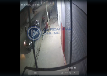 Asesinan a un joven que intentó evitar el robo de su auto en Lomas de Zamora