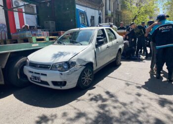 Impresionante persecución a toda velocidad por las calles de La Plata