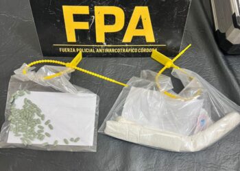 Intentó ingresar a la cárcel cocaína y pastillas adheridas al cuerpo de su hija y terminó presa