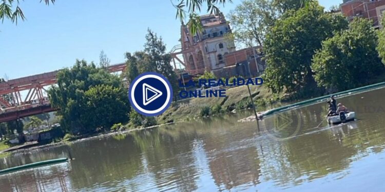 Buscan a un hombre en situación de calle que cayó al Riachuelo en Lanús