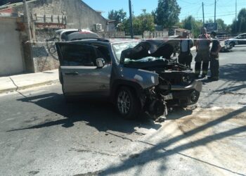 Tragedia en Quilmes: dos policías muertos y una mujer y una niña heridas en una persecución