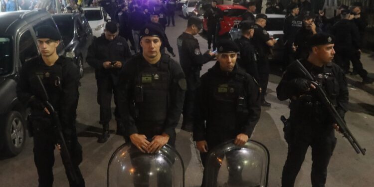 Cayó una banda narco con frondoso prontuario en operativos simultáneos en dos barrios porteños