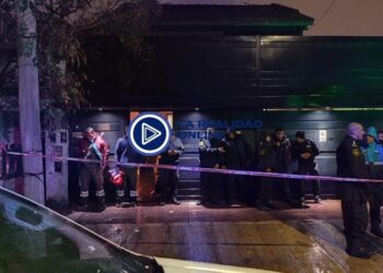 Horror en Lanús: joven apuñaló y baleó a su madre y mató a un hombre dentro de una vivienda