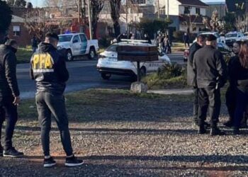 Quilmes: Dos policías federales enfrentaron a motochorros armados en un intento de robo y uno de los delincuentes murió