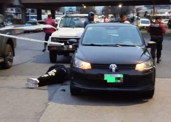 Un policía de la Ciudad mató a un motochorro que intentó asaltarlo en Barracas