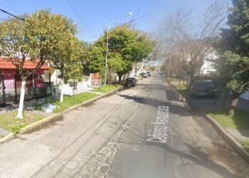 Un joven fue asesinado en Lanús y buscan a su novia de 16 años que se fugó tras el crimen