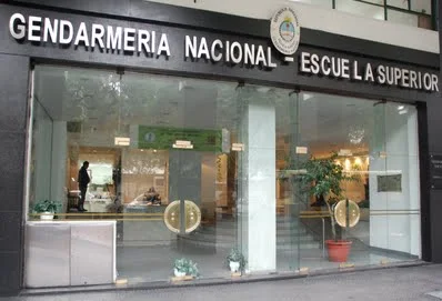 Explosión en la Escuela Superior de Gendarmería dejó tres efectivos heridos